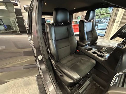 Used 2017 Jeep Grand Cherokee Altitude AWD/4WD image 5