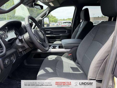 New 2026 RAM 2500 Big Horn AWD/4WD image 18