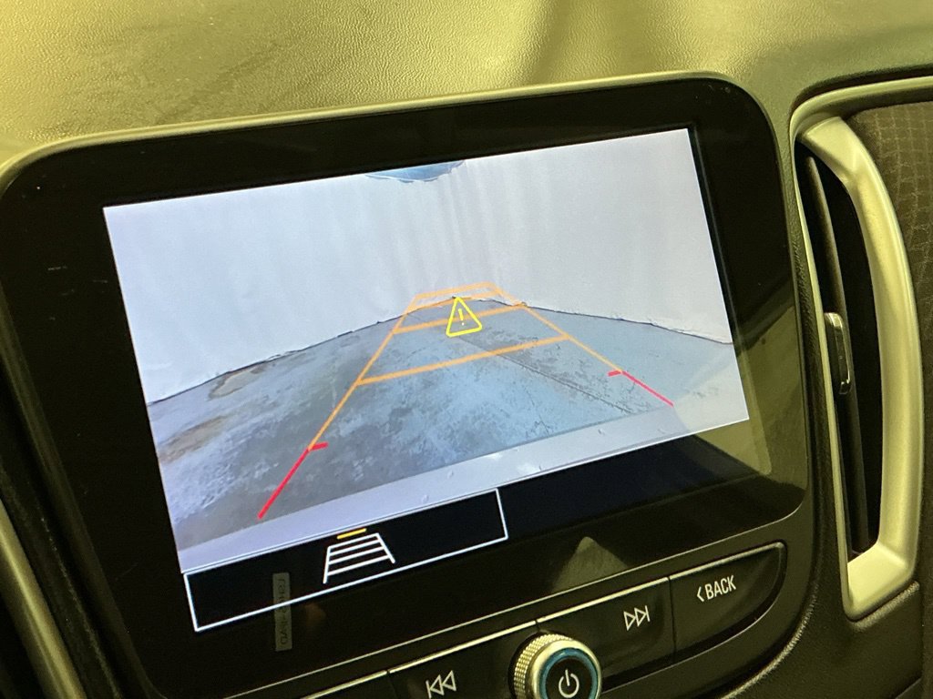Used 2024 Chevrolet Malibu LT FWD image 26