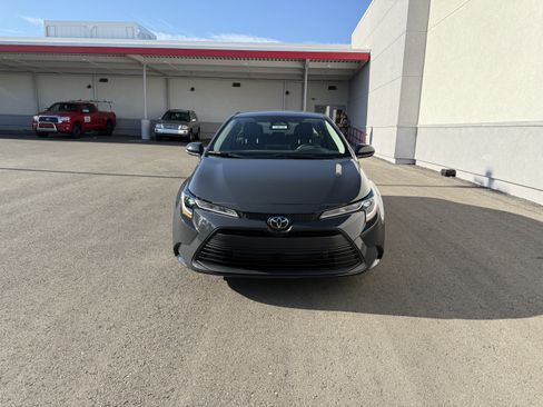 New 2026 Toyota Corolla LE FWD image 5