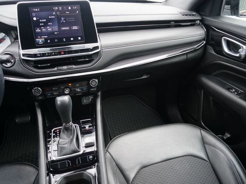 Used 2022 Jeep Compass Altitude w/ Convenience Group image 27