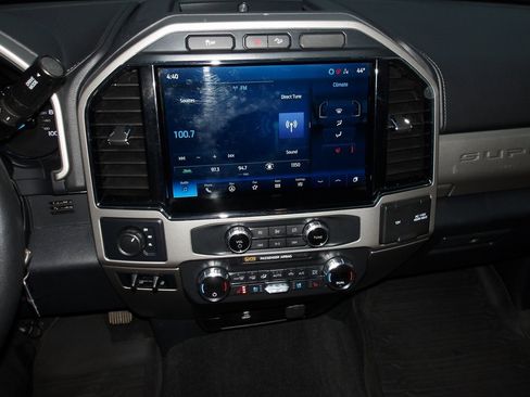 Used 2022 Ford F350 Lariat w/ Lariat Value Package image 14