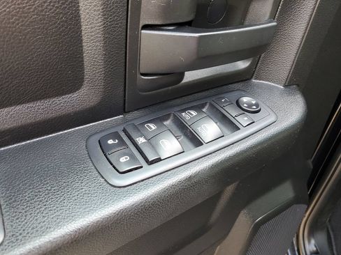 Used 2019 RAM 1500 Tradesman w/ SXT Plus Group AWD/4WD image 12