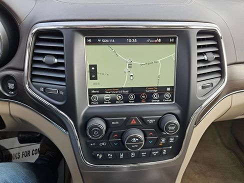 Used 2018 Jeep Grand Cherokee Overland image 26
