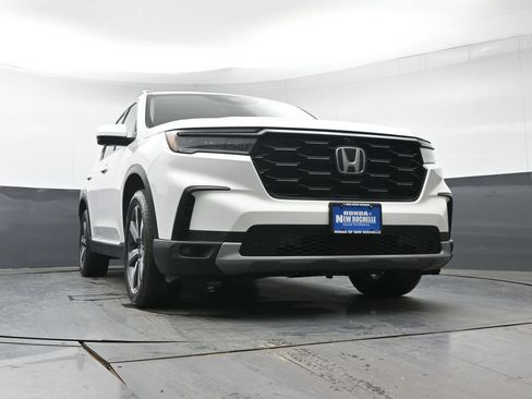Used 2023 Honda Pilot Elite image 35