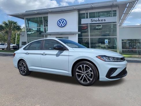 New 2026 Volkswagen Jetta Sport FWD image 2