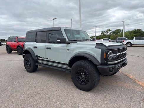 Used 2023 Ford Bronco Wildtrak AWD/4WD image 3