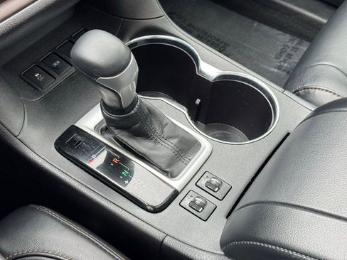 Used 2018 Toyota Highlander XLE image 40