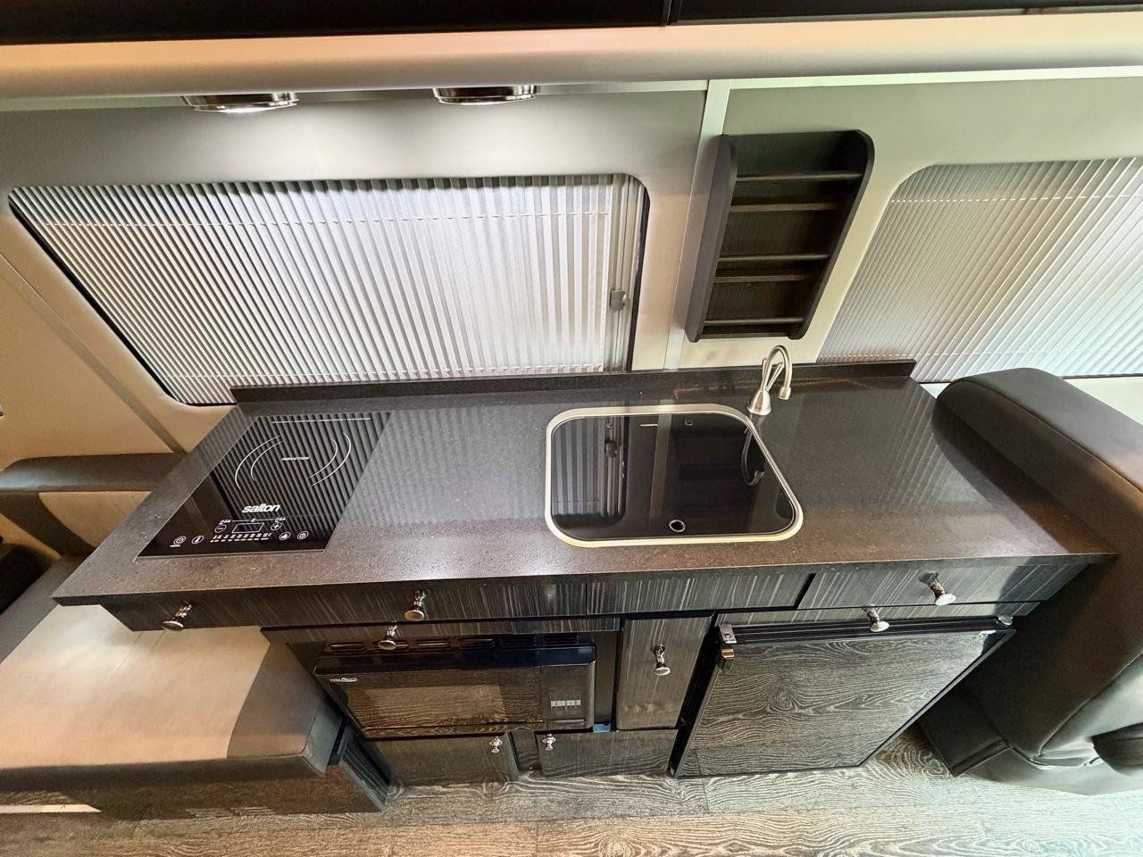 Used 2017 Mercedes-Benz Sprinter 3500 image 68