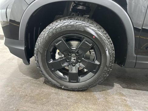 New 2026 Honda Ridgeline Black Edition image 8