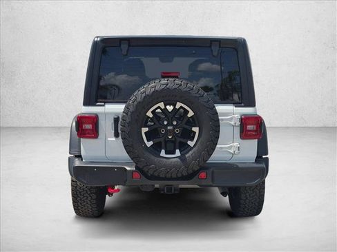 Used 2024 Jeep Wrangler Unlimited Rubicon w/ Technology Group AWD/4WD image 7
