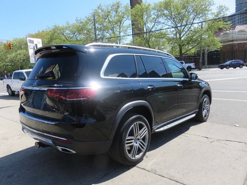 Used 2020 Mercedes-Benz GLS 450 4MATIC image 4