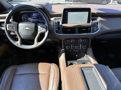 Used 2023 Chevrolet Tahoe High Country AWD/4WD image 16