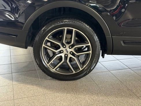 Used 2019 Ford Explorer Sport AWD/4WD image 11