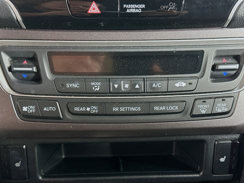 Used 2021 Honda Pilot Special Edition image 22