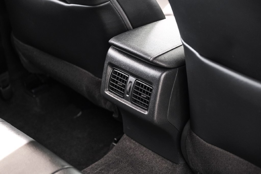 Used 2022 Toyota Camry XSE FWD image 42
