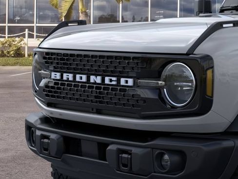 New 2026 Ford Bronco Big Bend w/ Black Diamond Package AWD/4WD image 19