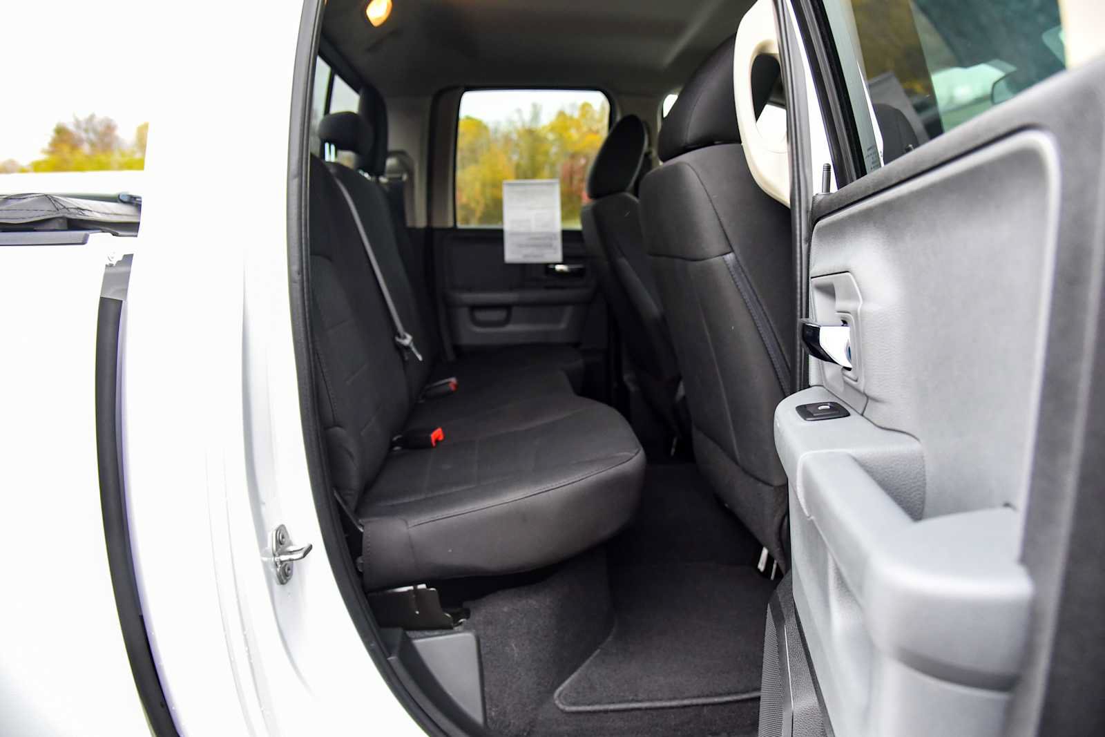Used 2019 RAM 1500 Warlock AWD/4WD image 11