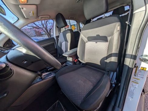 Used 2018 Mitsubishi Outlander Sport LE image 16