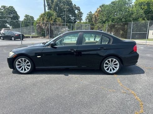 Used 2011 BMW 328i Sedan RWD image 2