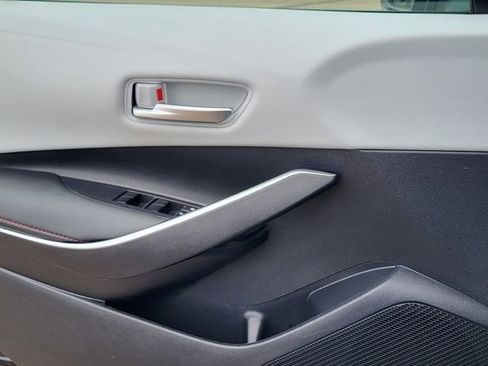 Used 2024 Toyota Corolla SE image 12