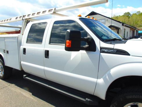 Used 2015 Ford F350 XL w/ Power Equipment Group image 18