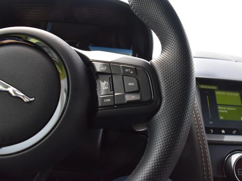 Used 2023 Jaguar F-TYPE R AWD/4WD image 31