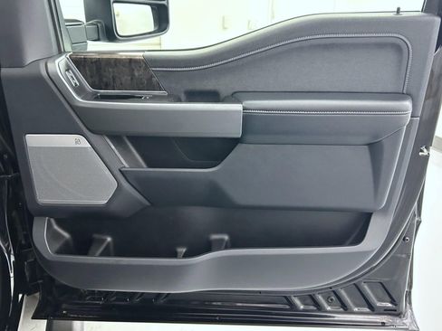 Used 2025 Ford F250 Lariat w/ FX4 Off-Road Package AWD/4WD image 16