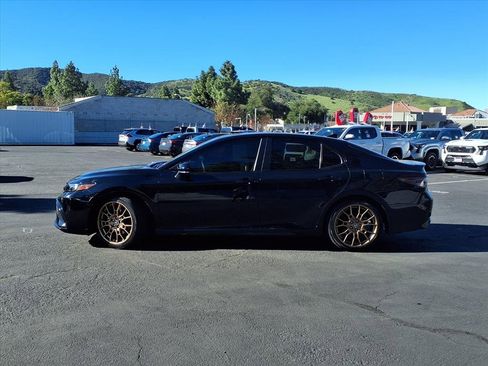 Certified 2023 Toyota Camry SE image 3