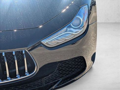 Used 2014 Maserati Ghibli image 9