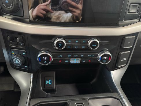 Used 2021 Ford F150 XLT w/ Equipment Group 302A High image 21