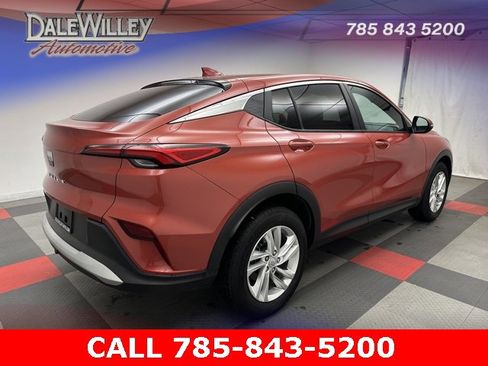 Used 2024 Buick Envista Preferred w/ Convenience I Package image 6