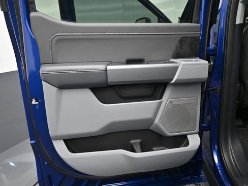 New 2026 Ford F250 XLT w/ XLT Premium Package AWD/4WD image 8