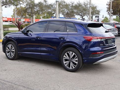 Used 2023 Audi Q4 e-tron Premium Plus w/ Premium Plus image 11