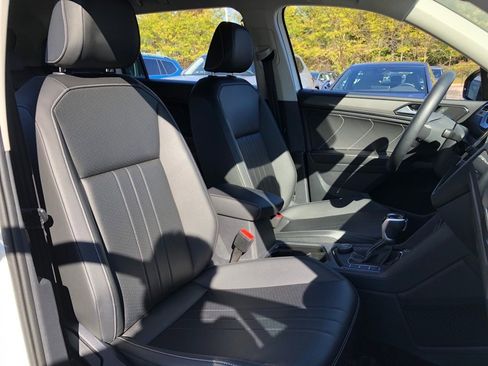 Used 2024 Volkswagen Tiguan Wolfsburg Edition image 34