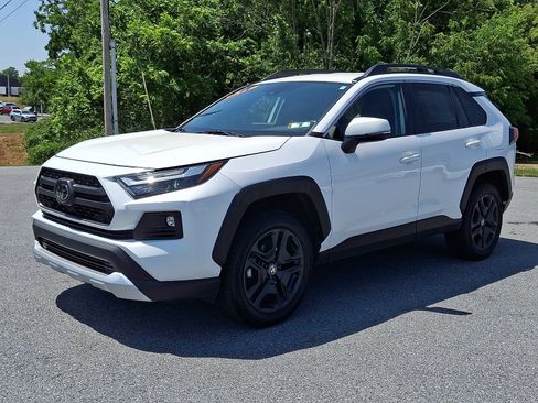 Used 2024 Toyota RAV4 Adventure AWD/4WD image 3