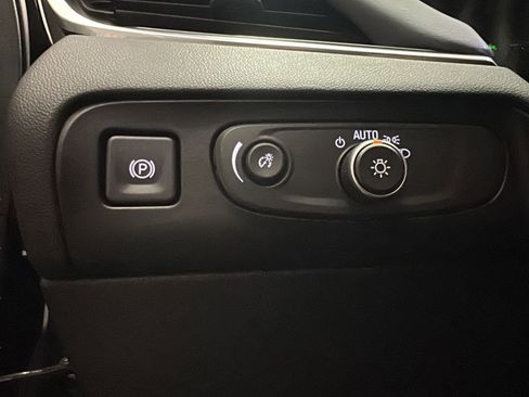 Used 2019 Buick Enclave Essence w/ Trailering Package, 5000 lbs. AWD/4WD image 34