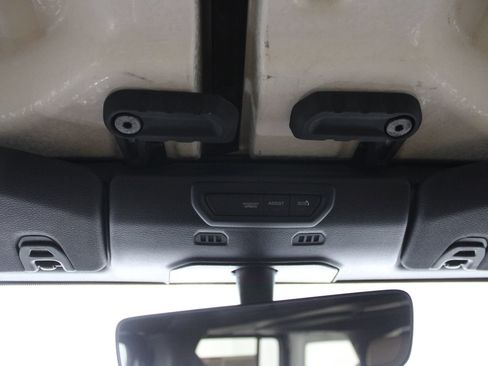 Used 2021 Jeep Wrangler Unlimited Sahara AWD/4WD image 34
