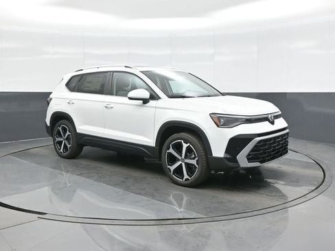 New 2026 Volkswagen Taos SEL AWD/4WD image 1