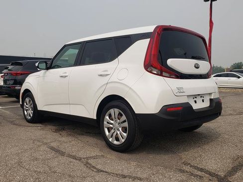 Used 2020 Kia Soul LX FWD image 6