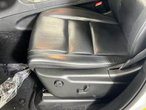 Used 2022 Jeep Grand Cherokee Limited image 18