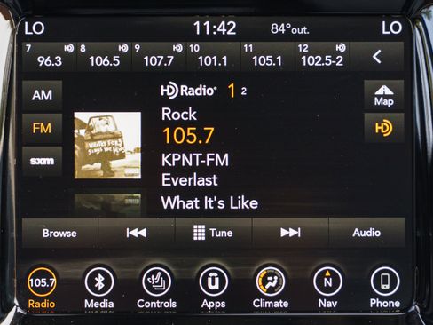 Used 2018 Jeep Compass Limited w/ Navigation Group image 11