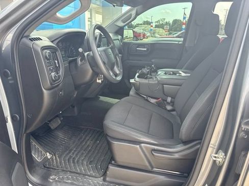 Used 2020 Chevrolet Silverado 1500 Custom Trail Boss w/ Custom Convenience Package AWD/4WD image 12