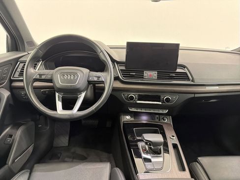 Certified 2023 Audi Q5 2.0T Premium Plus w/ Premium Plus Package AWD/4WD image 24