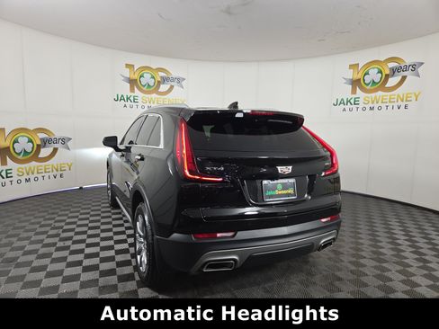 Certified 2021 Cadillac XT4 Premium Luxury w/ Cold Weather Package FWD image 6