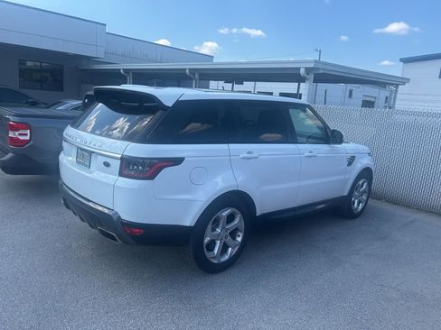 Used 2018 Land Rover Range Rover Sport HSE image 3