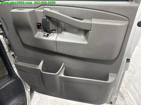 Used 2017 Chevrolet Express 3500 LT w/ LT Preferred Equipment Group image 26