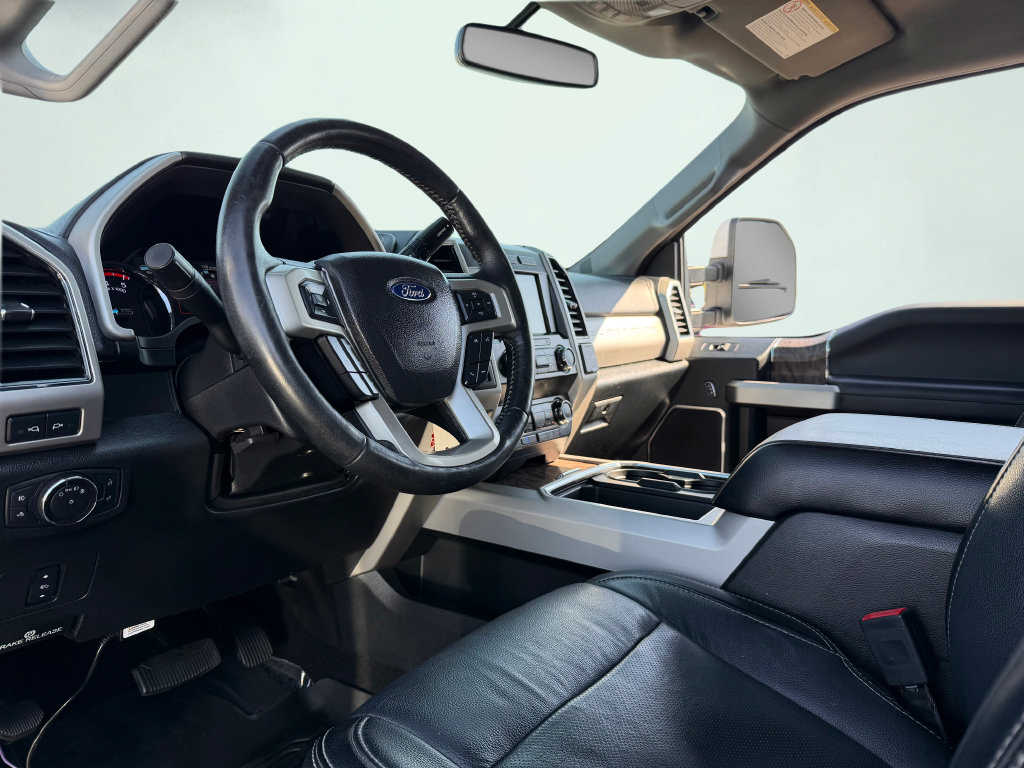 Used 2019 Ford F250 Lariat w/ Lariat Value Package AWD/4WD image 23