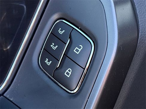 New 2025 Ford F150 Lariat w/ Equipment Group 501A Mid image 21