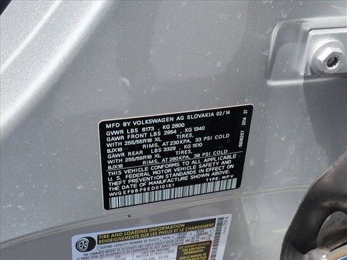 Used 2014 Volkswagen Touareg Sport AWD/4WD image 27